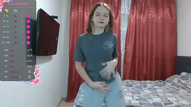 Snapshot of AlissaGerardo chatting on 11-14-25, 12:15 AlissaGerardo online show from 11-14-25, 12:15