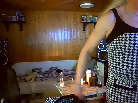 Snapshot of AgnesCross39 chatting on 12-02-25, 04:29 AgnesCross39 online show from 12-02-25, 04:29