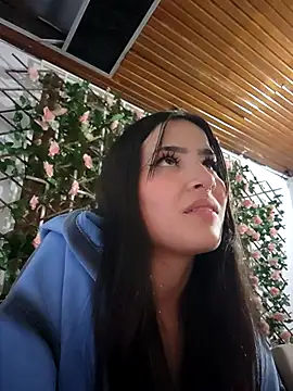 Snapshot of Celeste_Moretti chatting on 11-12-25, 02:01 Celeste Moretti online show from 11-12-25, 02:01