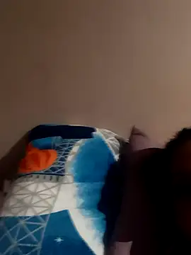 Snapshot of Eva_rouse2 chatting on 12-16-25, 02:49 Eva rouse2 online show from 12-16-25, 02:49