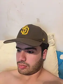 Snapshot of Leoncitooo987 chatting on 11-27-25, 10:01 Leoncitooo987 online show from 11-27-25, 10:01