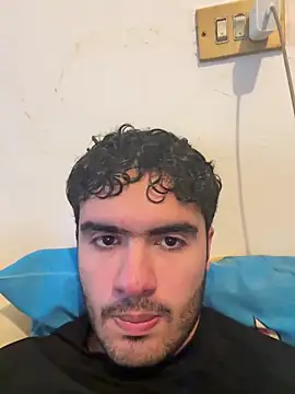 Snapshot of Leoncitooo987 chatting on 11-29-25, 07:39 Leoncitooo987 online show from 11-29-25, 07:39