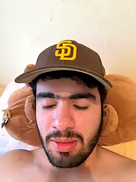 Snapshot of Leoncitooo987 chatting on 12-16-25, 07:41 Leoncitooo987 online show from 12-16-25, 07:41