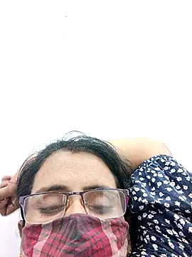 sanjana077 online show from 03-22-26, 11:35