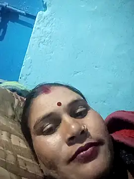 Chinki pande online show from 12-17-25, 04:13