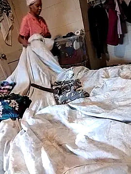 SITHANDRAH online show from 12-14-25, 07:29