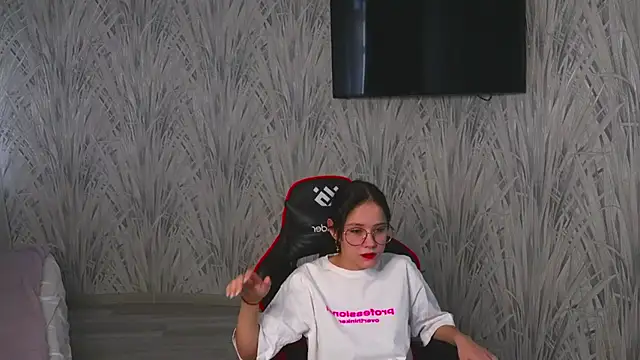 MargMelson online show from 12-21-25, 05:36