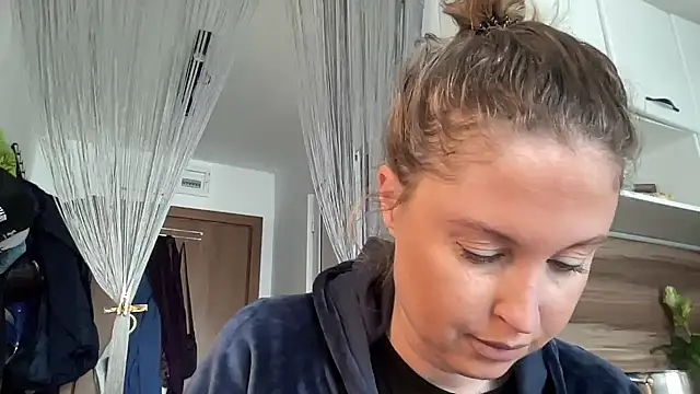 Ameli8 online show from 03-27-26, 12:38