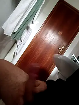 Snapshot of gdfvuh chatting on 11-05-25, 02:28 gdfvuh online show from 11-05-25, 02:28