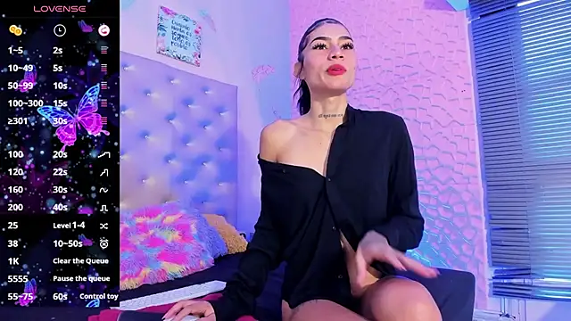 Snapshot of valen_gill chatting on 11-30-25, 02:54 valen gill online show from 11-30-25, 02:54