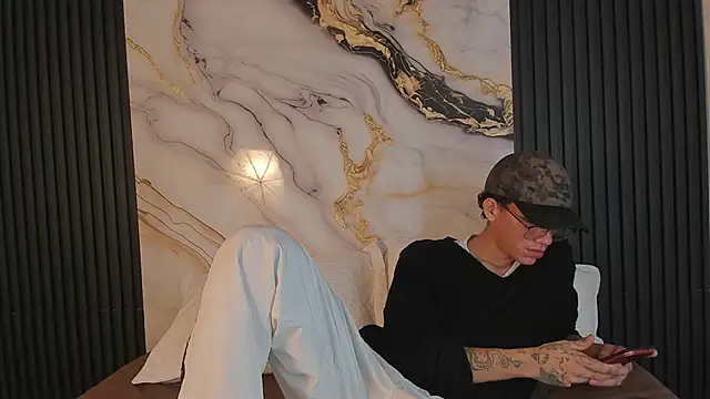 angels 007 online show from 11-07-25, 01:16