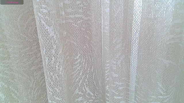 Snapshot of danceoflips chatting on 06-26-26, 11:03 danceoflips online show from 06-26-26, 11:03