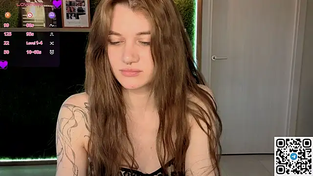 eshleeygreen online show from 04-15-26, 07:26