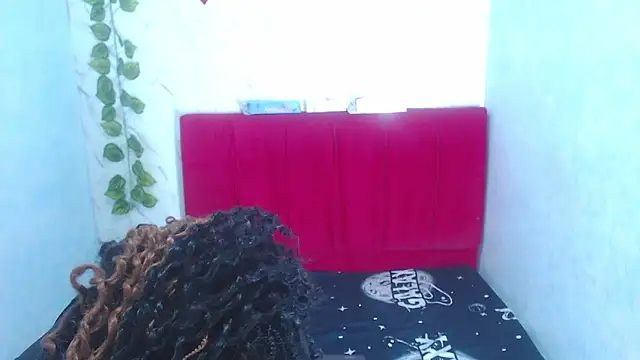 Snapshot of akiracampell chatting on 11-21-25, 11:53 akiracampell online show from 11-21-25, 11:53