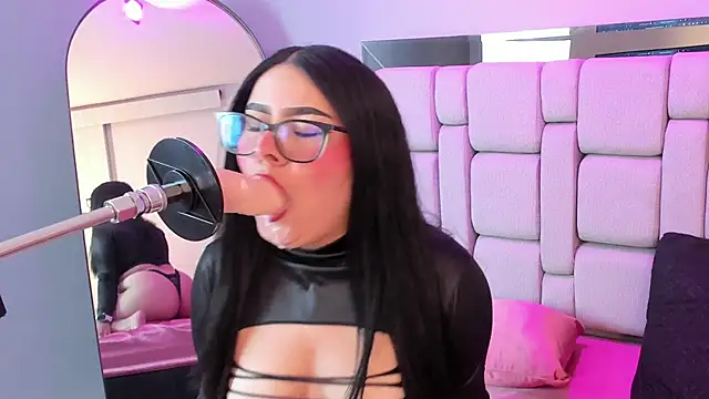 Amy whittee online show from 12-14-25, 07:29