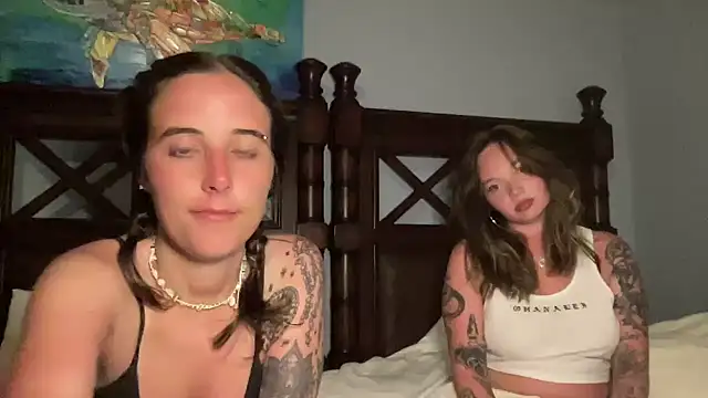 angelgirl98 online show from 04-15-26, 05:25