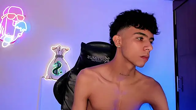 Quetzal coatl  online show from 11-06-25, 09:26