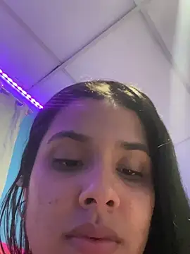 Chiquinquira3 online show from 03-12-26, 05:57