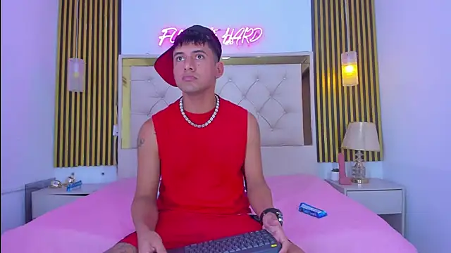 KEVIN MCKINLEY online show from 11-18-25, 12:16