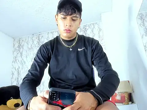 Valentino Lane online show from 02-16-26, 03:02