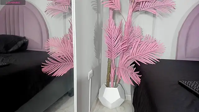 Tamaramilleer online show from 02-16-26, 04:30