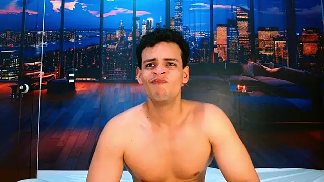 Snapshot of Liam_Rosetti chatting on 12-05-25, 04:21 Liam Rosetti online show from 12-05-25, 04:21