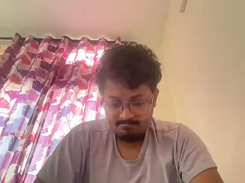 Snapshot of Your_yash2 chatting on 06-07-26, 12:42 Your yash2 online show from 06-07-26, 12:42