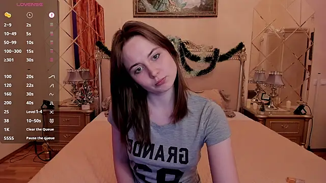 HolyBabyDoll online show from 12-18-25, 11:49