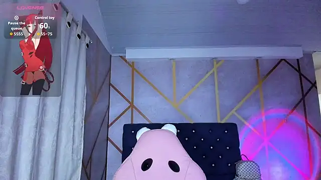  vaiolet owo online show from 02-08-26, 05:11