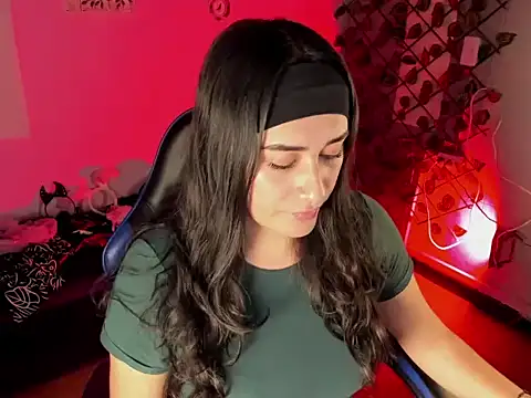 Snapshot of Dhany_Naugthy_ chatting on 11-20-25, 07:24 Dhany Naugthy online show from 11-20-25, 07:24