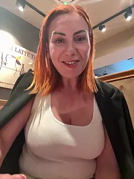 Snapshot of pervimilf chatting on 05-14-26, 09:27 pervimilf online show from 05-14-26, 09:27