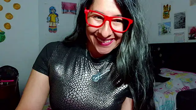 Snapshot of mali-fox99 chatting on 12-05-25, 04:54 mali-fox99 online show from 12-05-25, 04:54