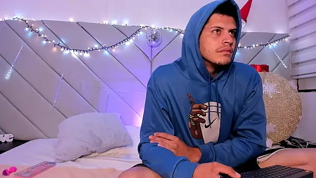 jov and thomas online show from 11-26-25, 08:04