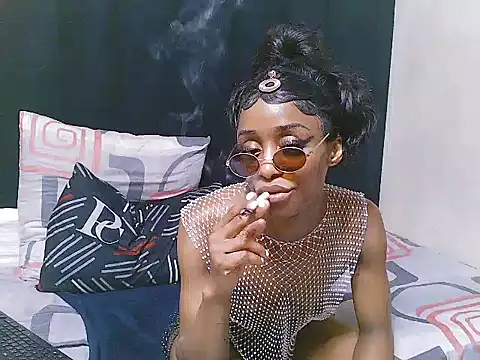 Snapshot of Nikistickyxx25 chatting on 11-11-25, 11:27 Nikistickyxx25 online show from 11-11-25, 11:27