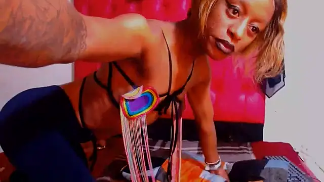 Nikistickyxx25 online show from 05-22-26, 06:35