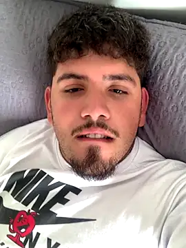 Snapshot of Bbbtro chatting on 11-07-25, 01:00 Bbbtro online show from 11-07-25, 01:00