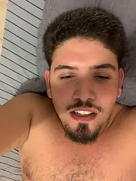 Snapshot of Bbbtro chatting on 03-19-26, 12:14 Bbbtro online show from 03-19-26, 12:14