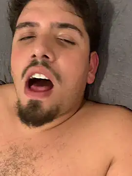 Snapshot of Bbbtro chatting on 03-26-26, 10:04 Bbbtro online show from 03-26-26, 10:04