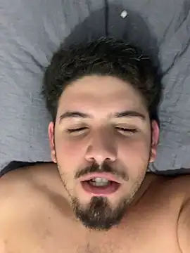 Snapshot of Bbbtro chatting on 04-02-26, 06:16 Bbbtro online show from 04-02-26, 06:16