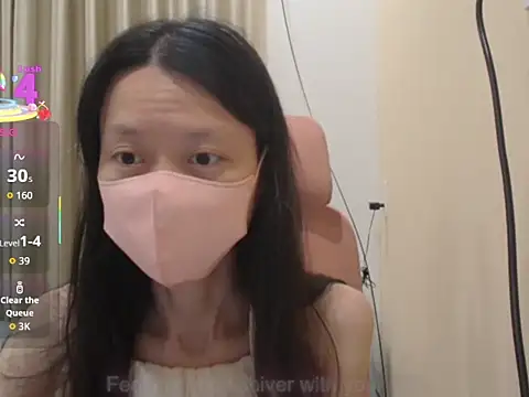 Lil-Cherries online show from 11-10-25, 04:06