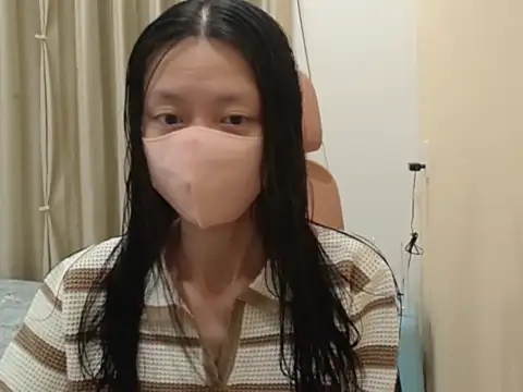 Lil-Cherries online show from 01-08-26, 03:25