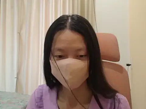 Lil-Cherries online show from 01-18-26, 05:22