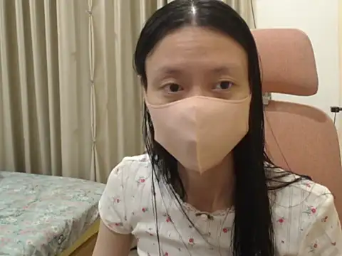 Lil-Cherries online show from 03-09-26, 01:04