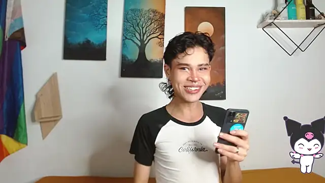 Snapshot of nicolai_a chatting on 05-01-26, 04:55 nicolai a online show from 05-01-26, 04:55