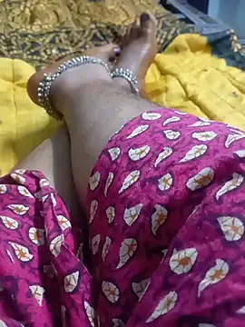 Snapshot of Rathi_telugu_couple chatting on 06-05-26, 02:51 Rathi telugu couple online show from 06-05-26, 02:51