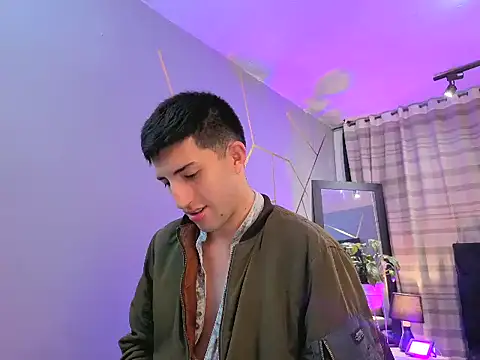 Un Sluttyy online show from 11-07-25, 11:43