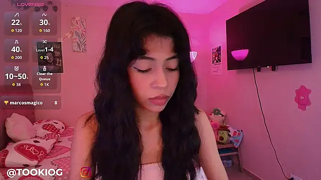 Snapshot of TOOKIOG_ chatting on 07-17-26, 05:29 TOOKIOG online show from 07-17-26, 05:29