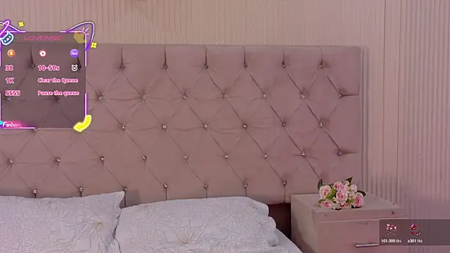 Snapshot of ZarinaWynne chatting on 07-16-26, 02:34 ZarinaWynne online show from 07-16-26, 02:34