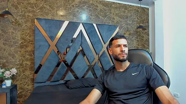 Snapshot of Jacob_Benelli chatting on 02-06-26, 11:19 Jacob Benelli online show from 02-06-26, 11:19