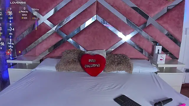 Lily Queen30 online show from 11-20-25, 08:30